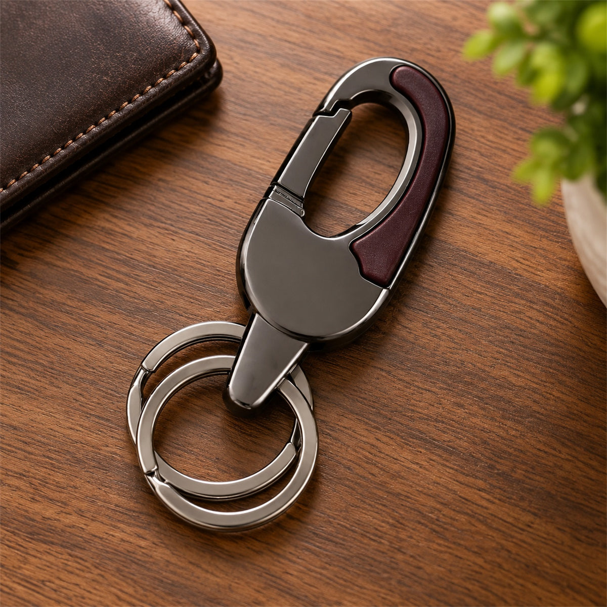 Metal Key Holder – Durable Dual Ring with Rotating Swivel
