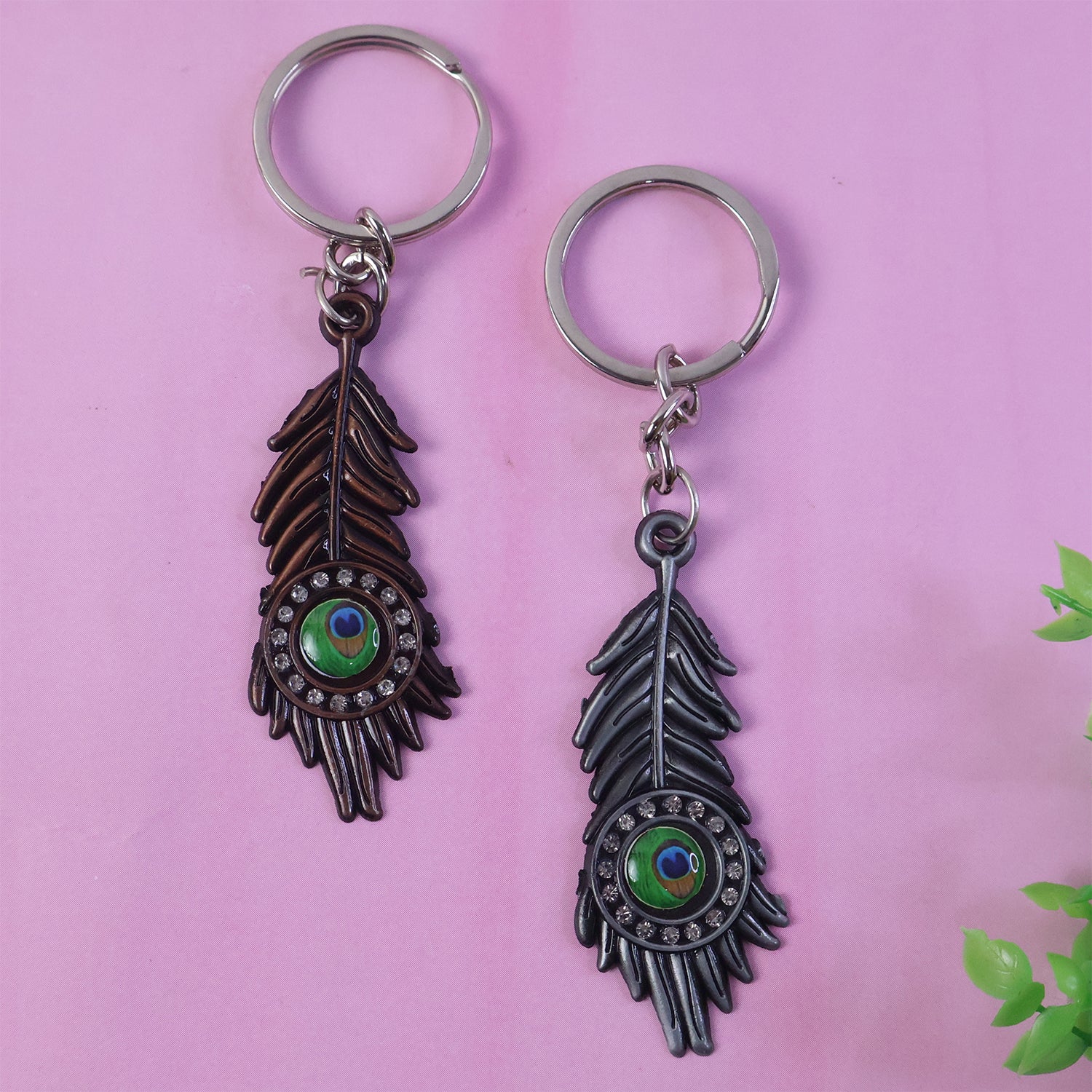 Stylish Mor Pankh (Peacock Feather) Metal Keychain – Elegant Crystal Accent Key Ring (Mix Color) (1 Pc)