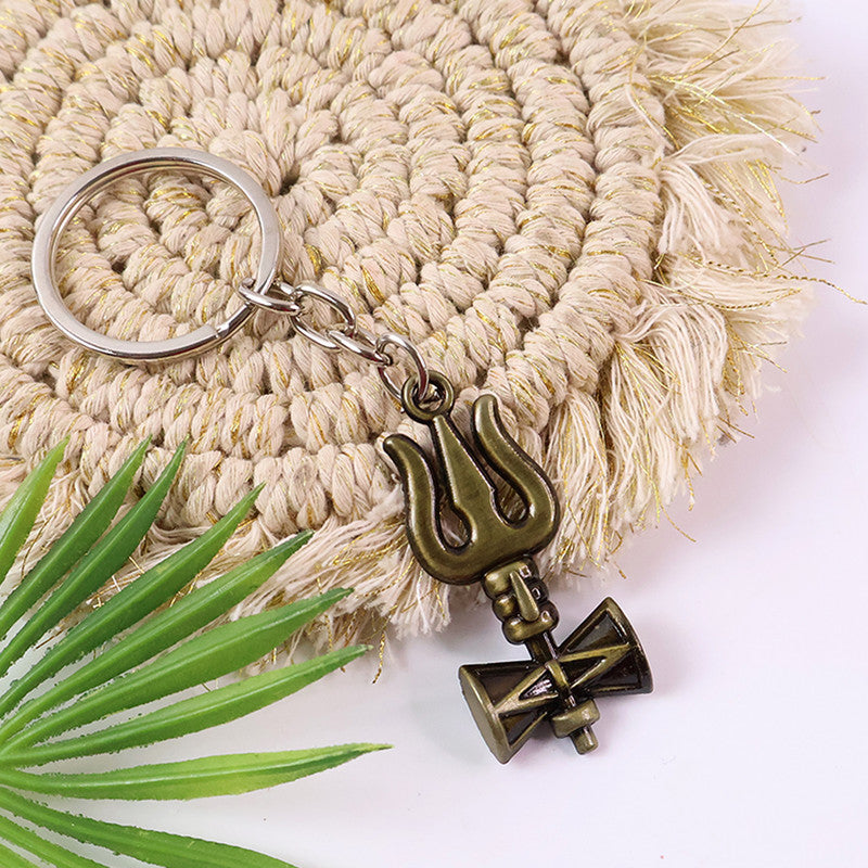 Trishul Damru Antique Metal Keychain – Mahadev Symbol Devotional Keyring