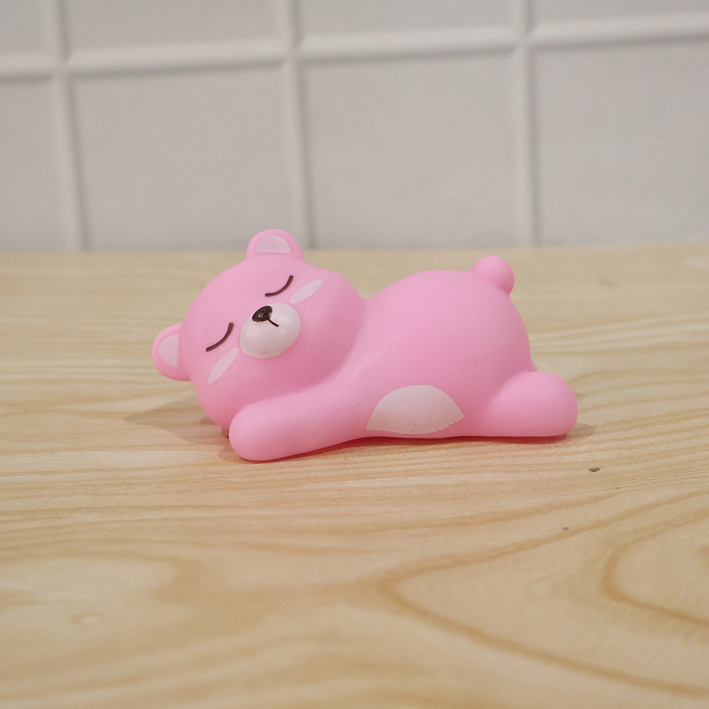 Sleeping Bear LED Night Light, Cute Silicone Bedside Lamp for Kids (1 Pc)