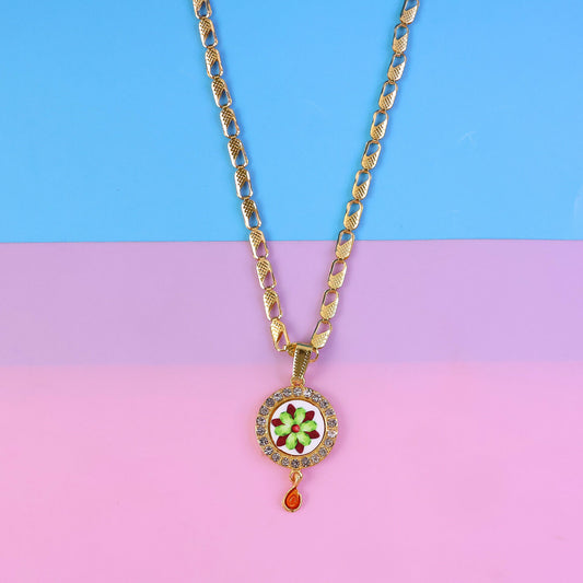 Elegant Gold Plated Pendant Necklace with Floral Design