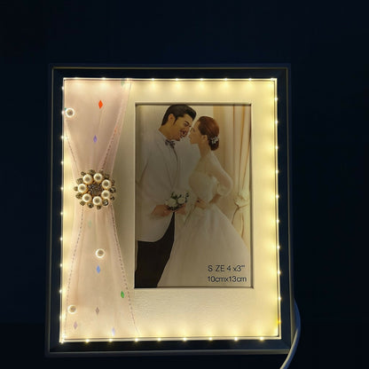 Luxury LED Light Photo Frame for Table Décor | 4x6 Inch USB Powered Decorative Photo Frame with Warm Fairy Lights, Pearls & Ribbon | Wedding Anniversary Gift, Bedroom Night Lamp Photo Frame, Home Decoration Showpiece