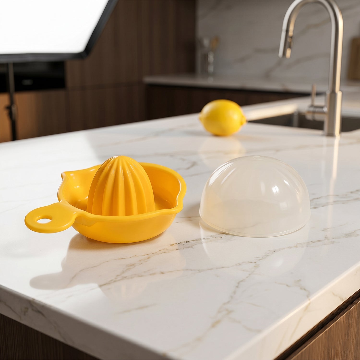 Yellow Hand Operated Citrus Juicer Manual Lemon Orange Squeezer for Home (1 Pc)