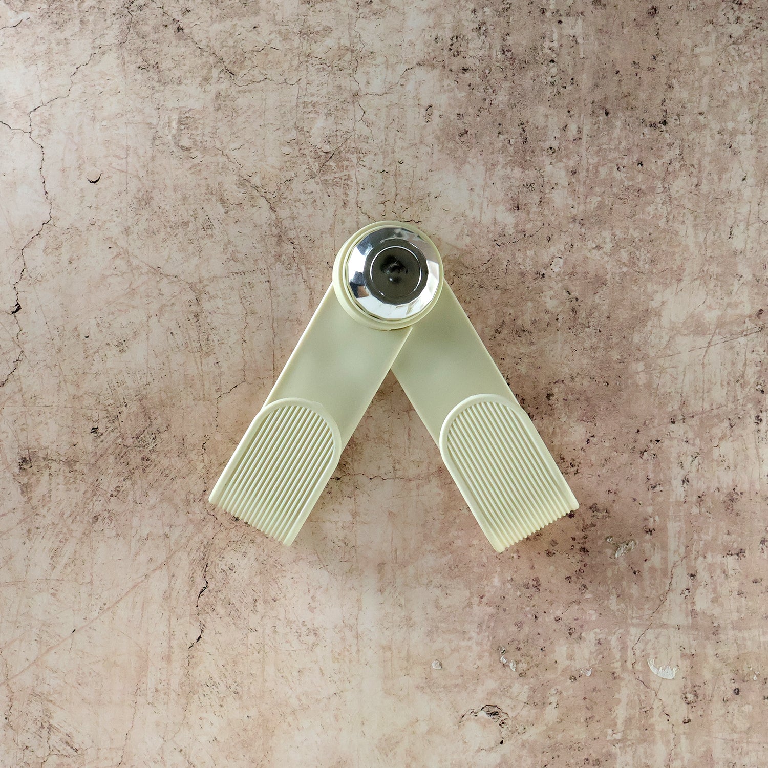 kitchen lid organizer clip