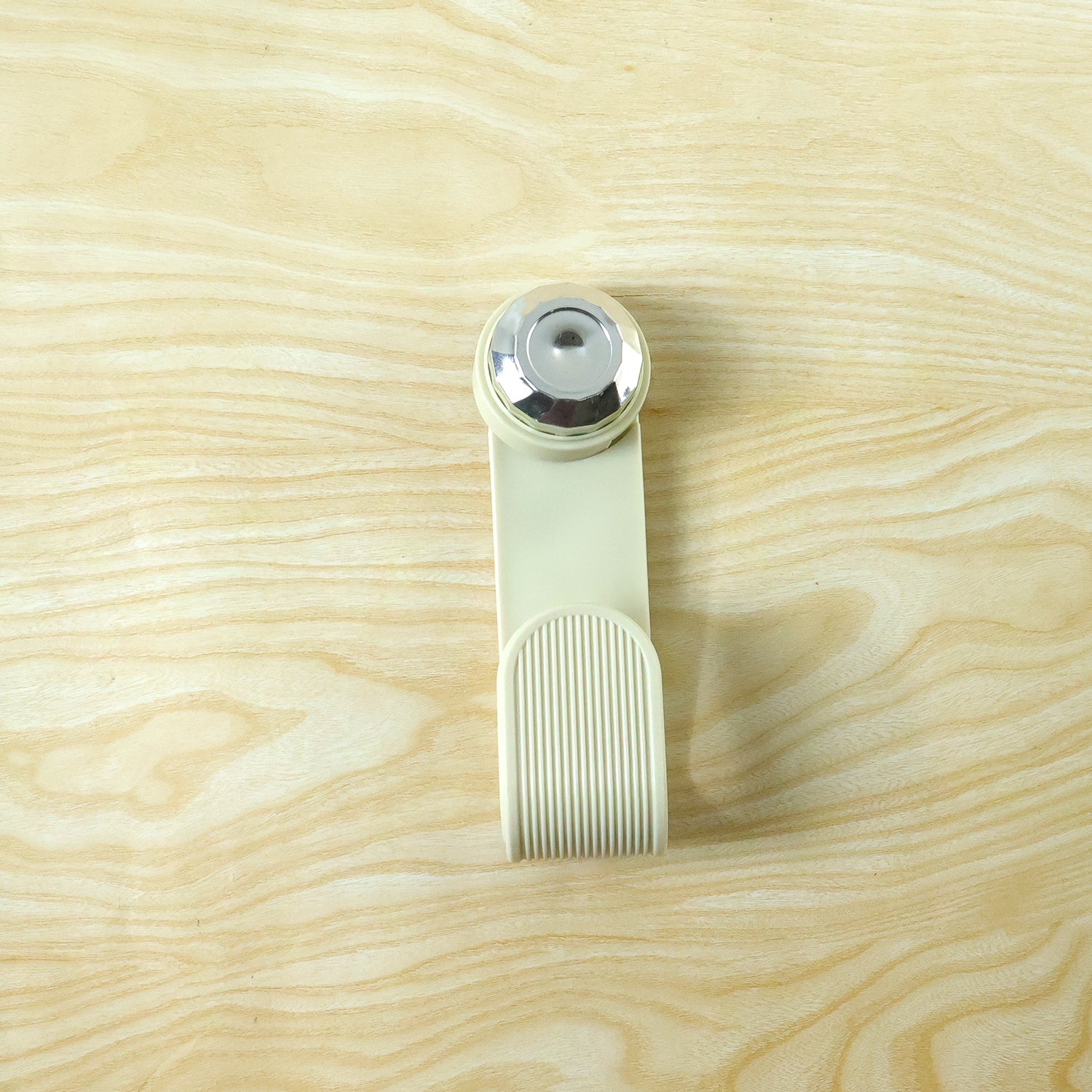 pot lid storage clip