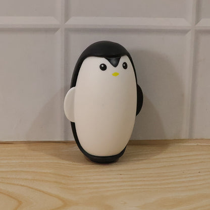 Penguin reusable lint roller product image