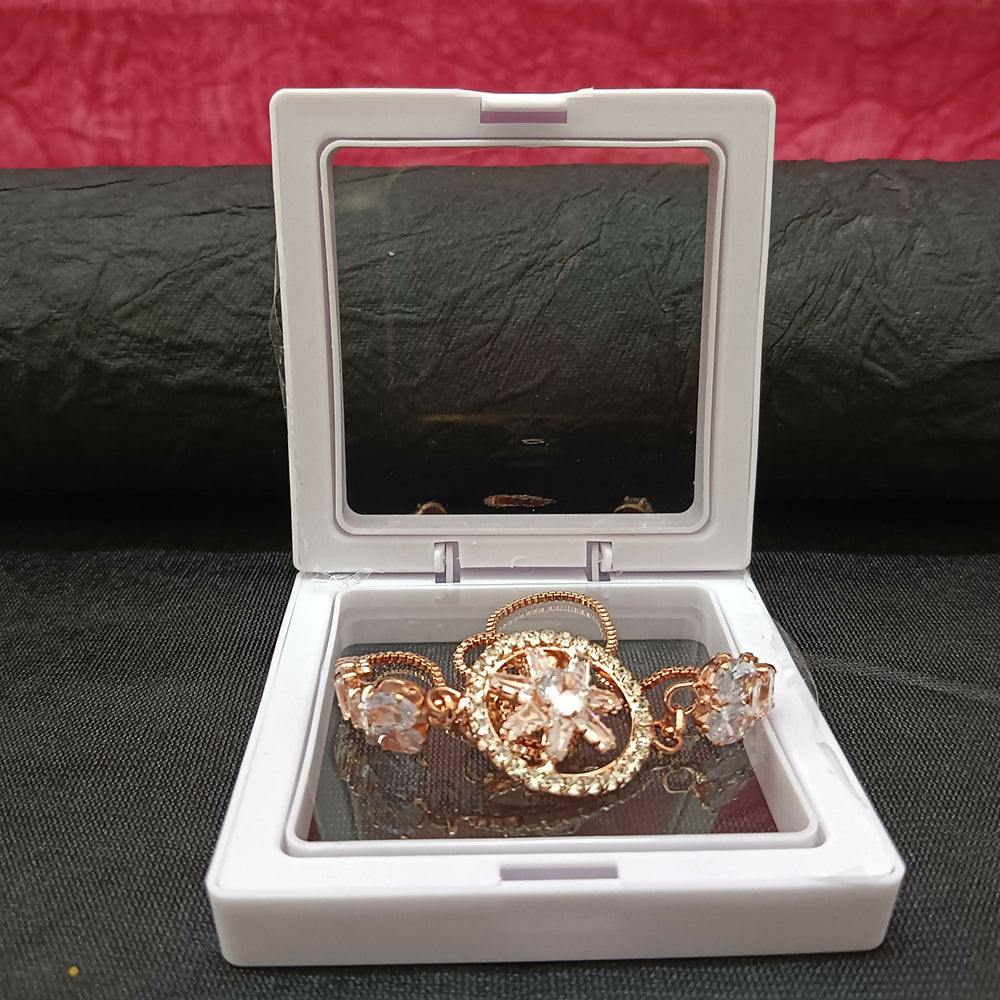 Graceful AD Bracelet with flower motif for women