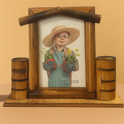 Wooden Hut Shaped Photo Frame with Dual Pen Holder – 4x6 Inch Rustic Tabletop Frame for Desk, Office & Home Decor | Handcrafted Natural Wood Finish | Perfect Gift for Family, Friends & Kids