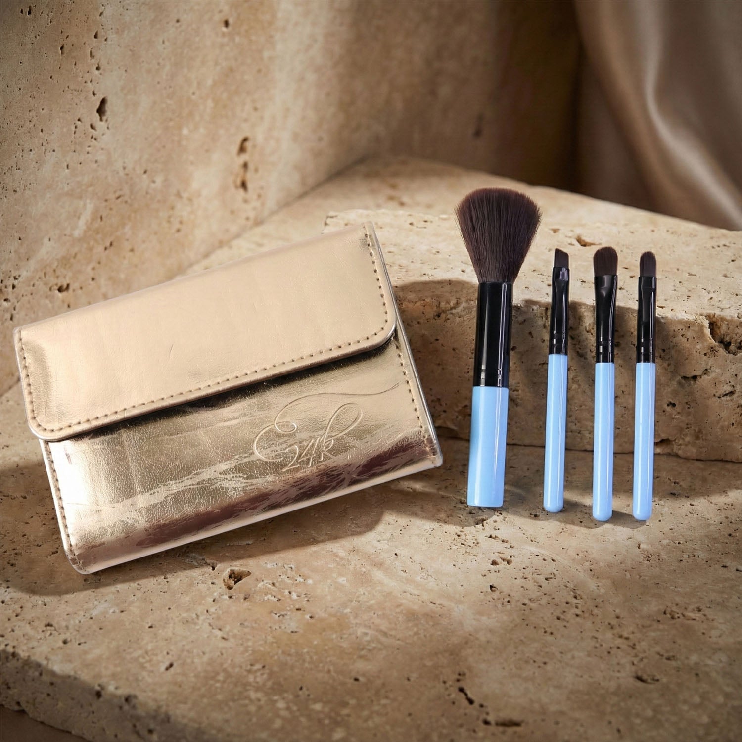Close-up of 4-in-1 Makeup Brush Combo for Face & Eyes