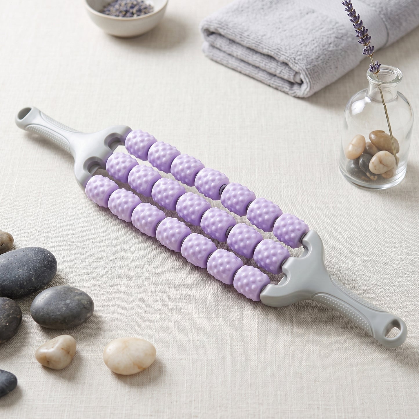 Handheld Muscle Roller Massage Stick for Legs Thighs and Muscle Recovery (1 Pc)