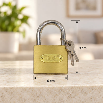Features of solid imitation copper lock.