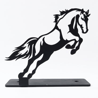 elegant horse figurine sculpture