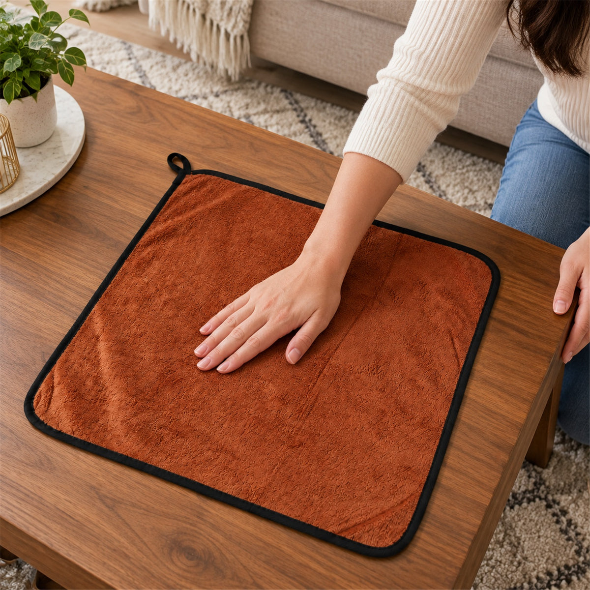Microfiber Cleaning Cloth – Soft, Highly Absorbent & Reusable (1 Pc, 40x40 Cm)