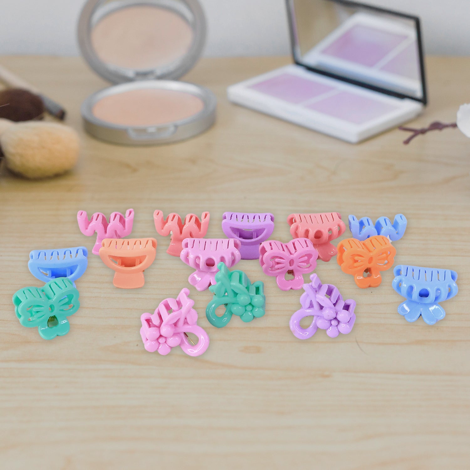 Plastic Small Hair Clips for Girls Kids Hair Accessories (3 Pcs Set / Mix Color & Design)