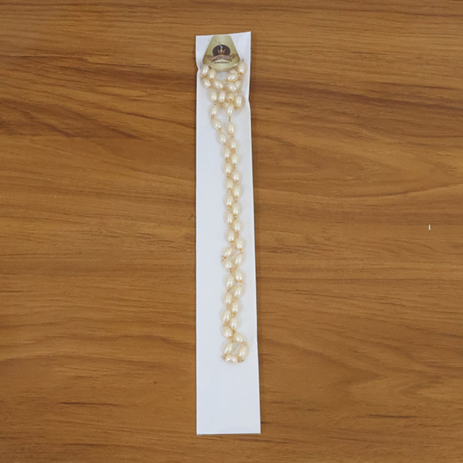 Elegant Pearl Beaded Necklace with Golden Chain Accents (1 Pc)