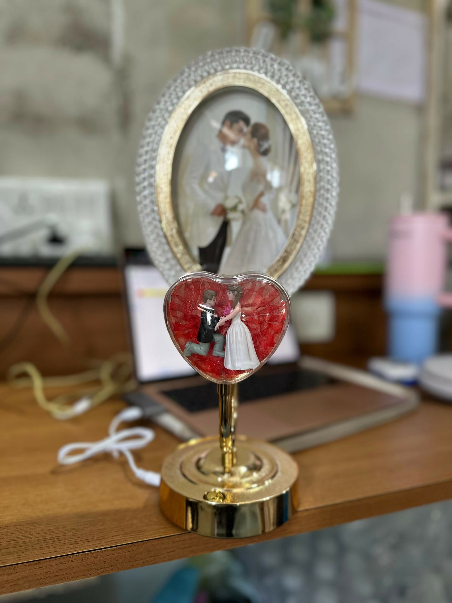 LED Romantic Couple Photo Frame Lamp with 3 Light Modes