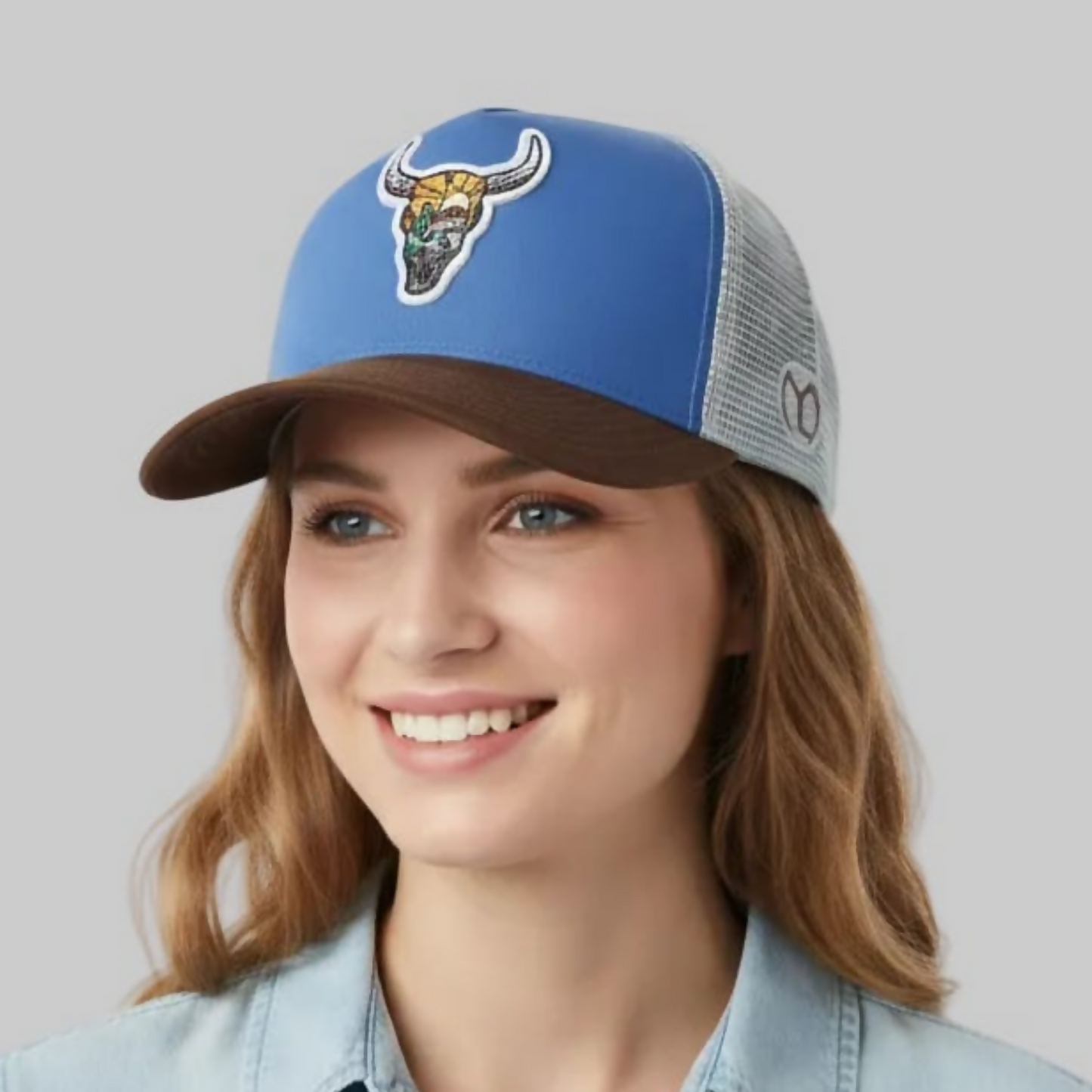 Stylish Blue Adjustable Cap with Bull Embroidery Breathable Casual Outdoor Fashion Cap for Men & Women