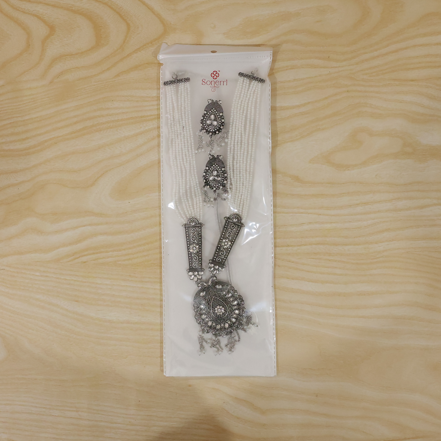 necklace 4  image 6