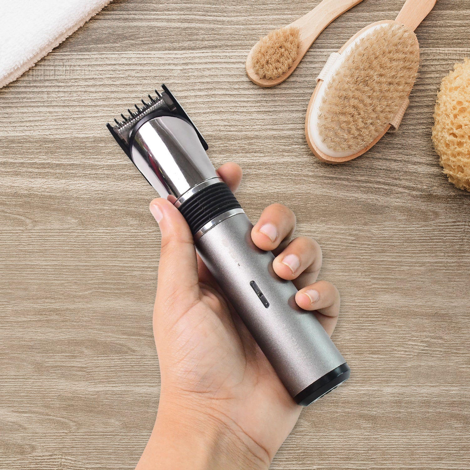 Orbit Rechargeable Hair Trimmer for Men (1 Pc)