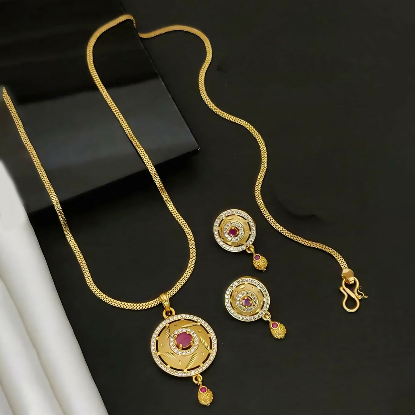 Elegant Gold-Plated Pendant and Earrings Set