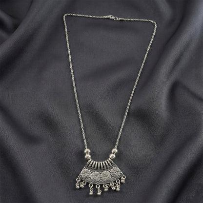 Oxidised Silver Finish Floral Chandelier Pendant Necklace (1 Pc)