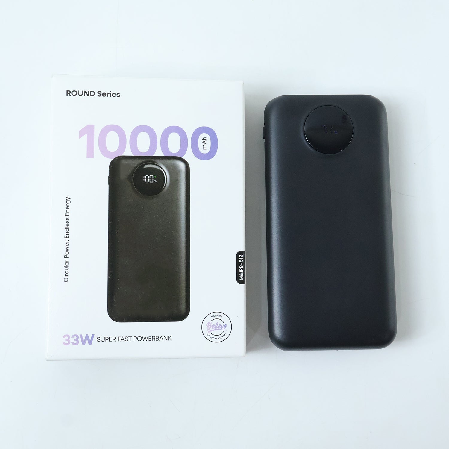 Round Series 10000mAh power bank lifestyle image