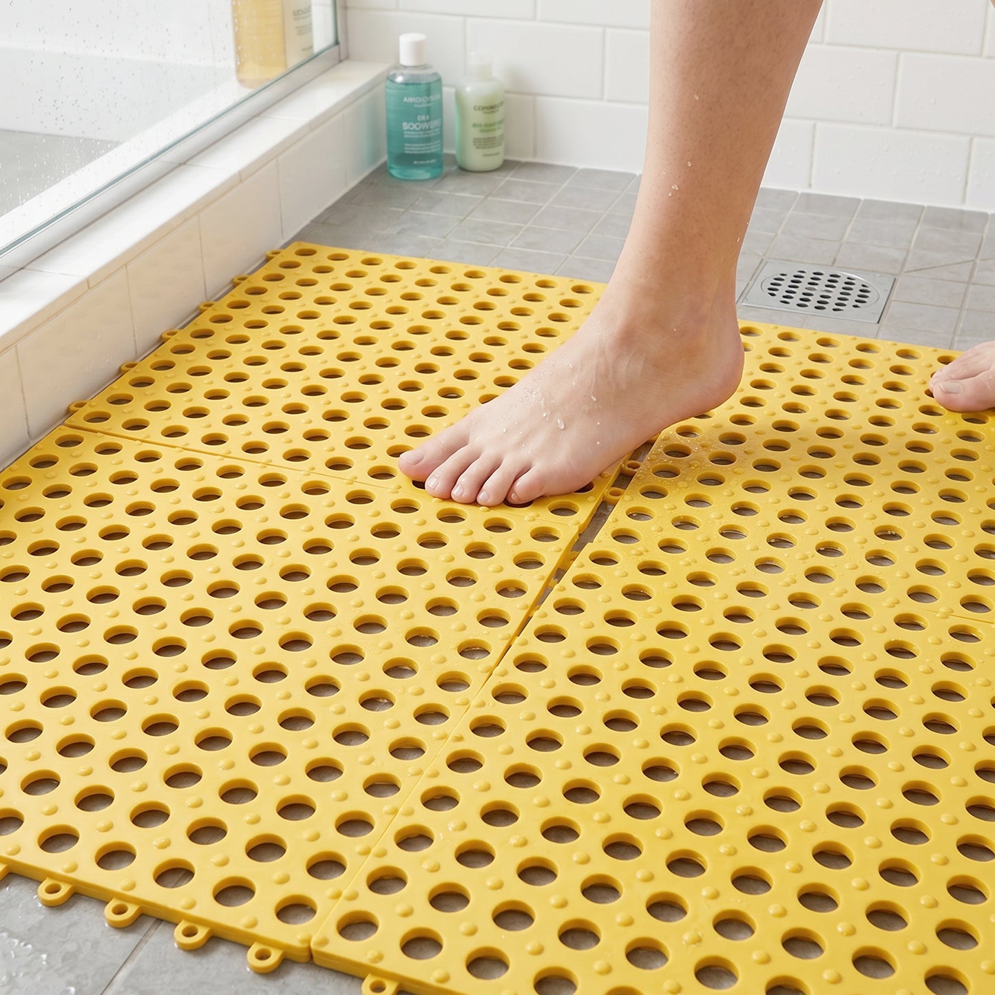 Luxury bathroom safety mat for elderly, children, and wet areas