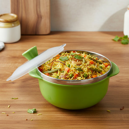 Three-piece serving bowl set with fitted lids