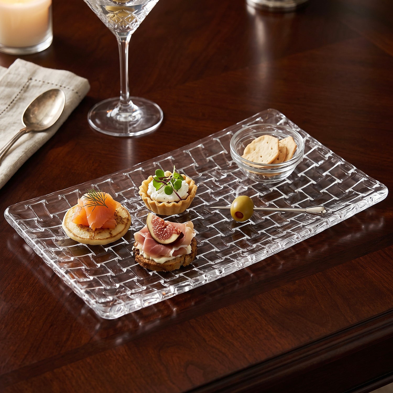 Transparent Glass Serving Tray 11 Inch Rectangular Basketweave Platter (1 Pc)