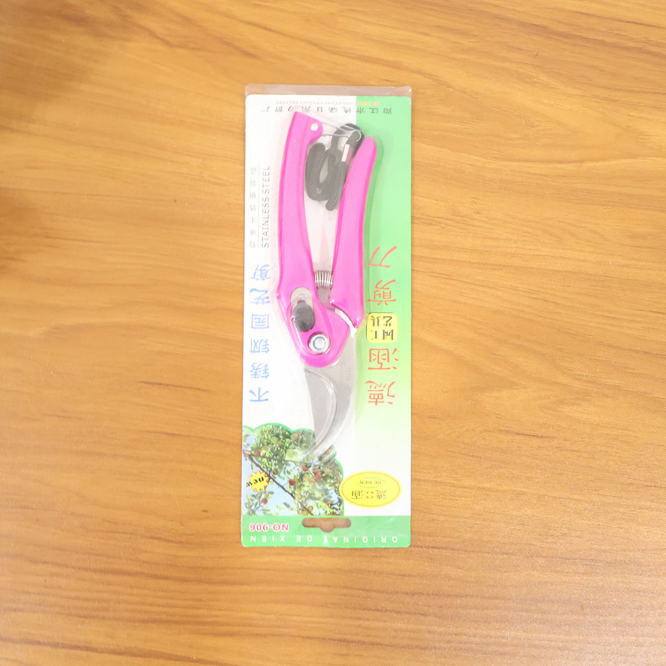 Garden Scissors & Pruner | Stainless Steel Gardening Shears with Soft Grip Handle, Sharp Cutting Blades for Pruning Plants, Flowers, Herbs, Stems & Small Branches, Gardening Tool for Home & Garden - Multicolor - Image 9