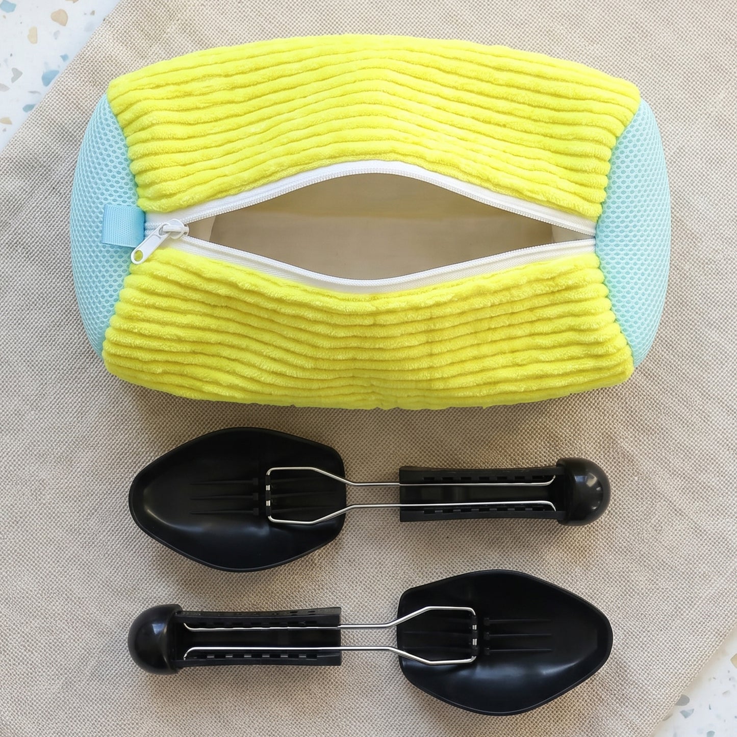 Shoe Laundry Wash Bag with 2 Shoe Support for Washing Machine (1 Set)