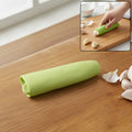 Silicone Garlic Peeler Tube – Mess-Free & Easy Garlic Skin Remover