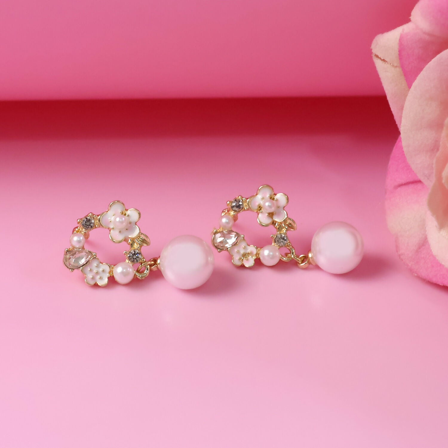 Vintage Rose Pearl Stud Earrings for Women – Elegant Gold Floral Design