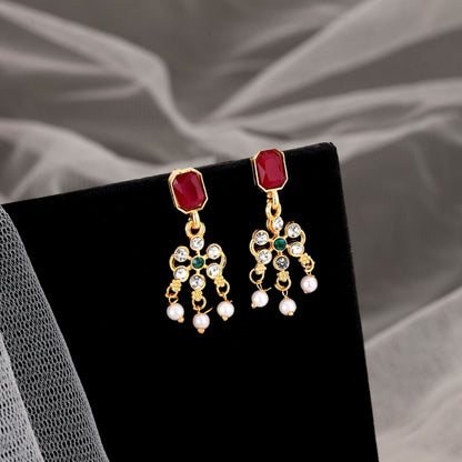 Delicate Gold-Toned Pearl & American Diamond Choker Set