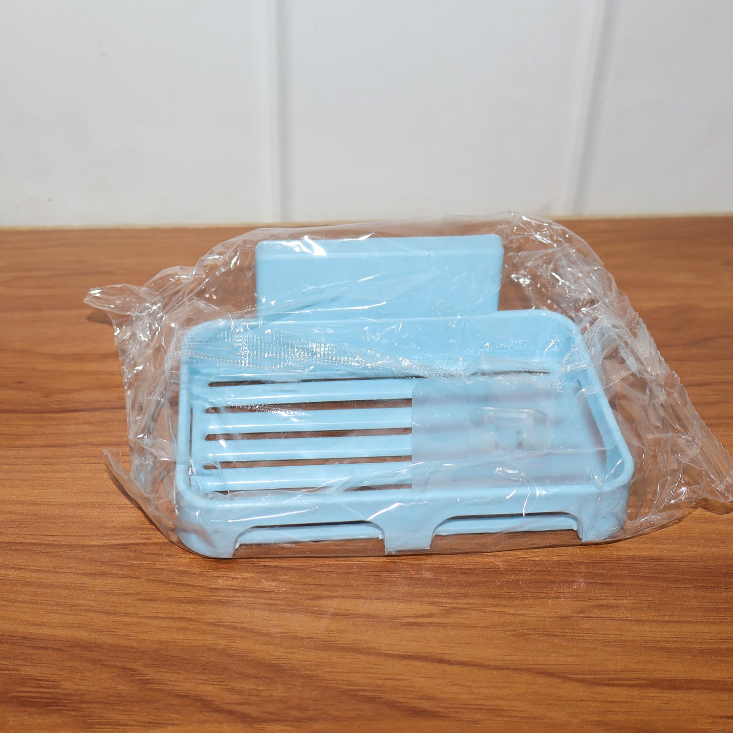 Self-Adhesive Wall Mount Plastic Soap Dish with Drain Slots