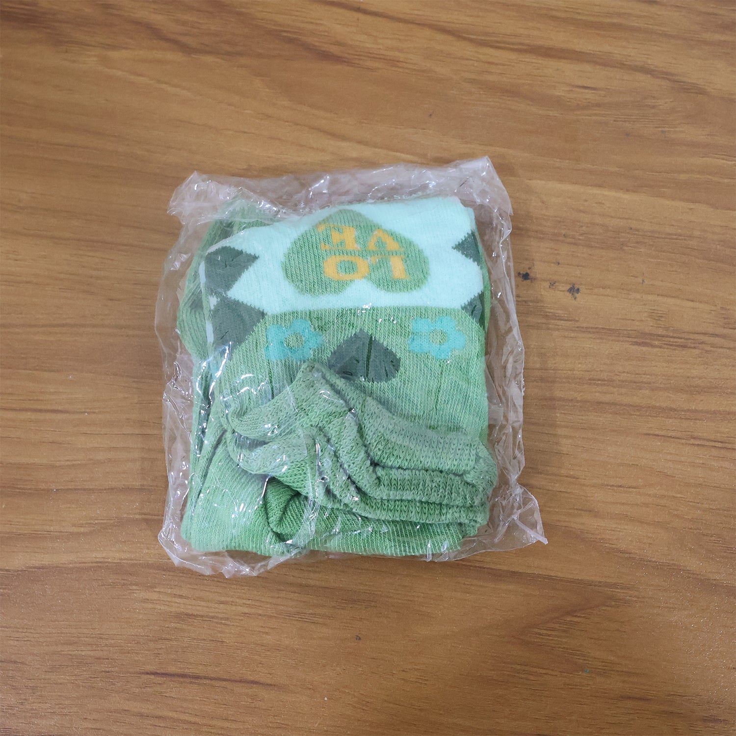 Cute and Comfortable Cotton Socks for Women (1 Set)