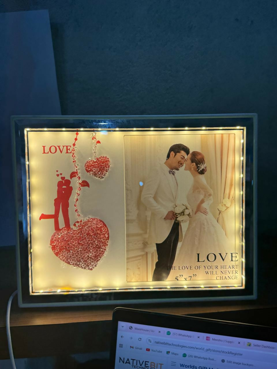 Romantic LED Couple Photo Frame with Red Love Artwork | Warm Light Illuminated Wedding & Anniversary Picture Frame | USB Powered Tabletop Decorative Love Lamp for Bedroom, Home Decor & Valentine Gifting