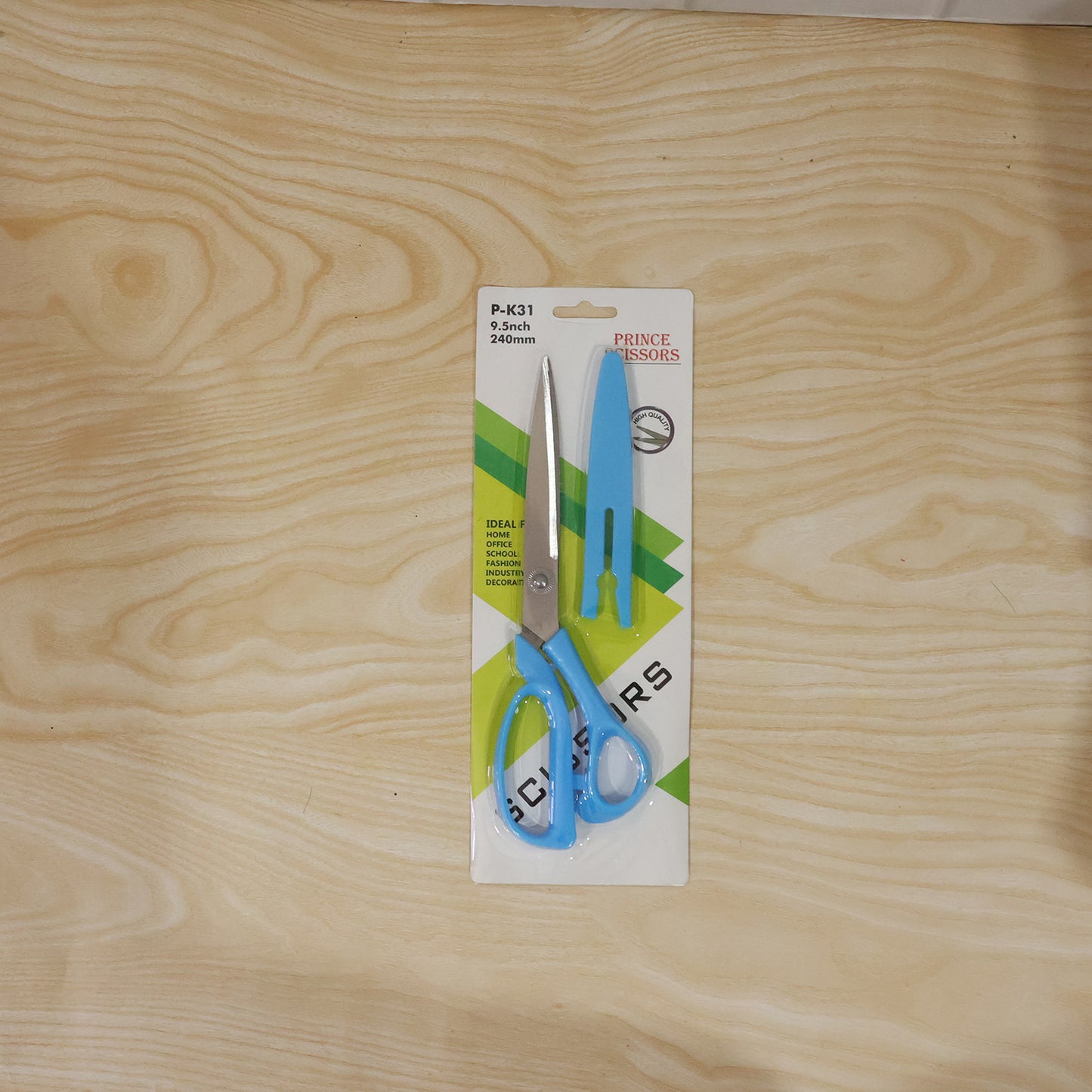 Stainless steel scissors live use demonstration