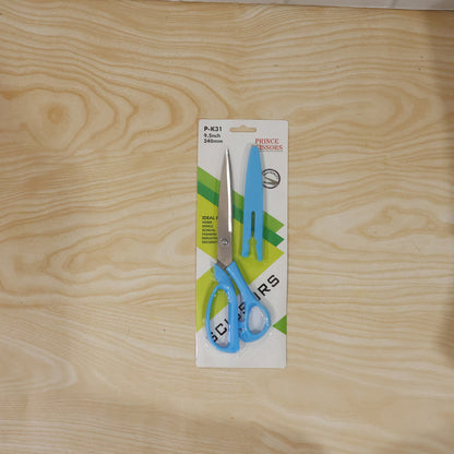 Stainless steel scissors live use demonstration