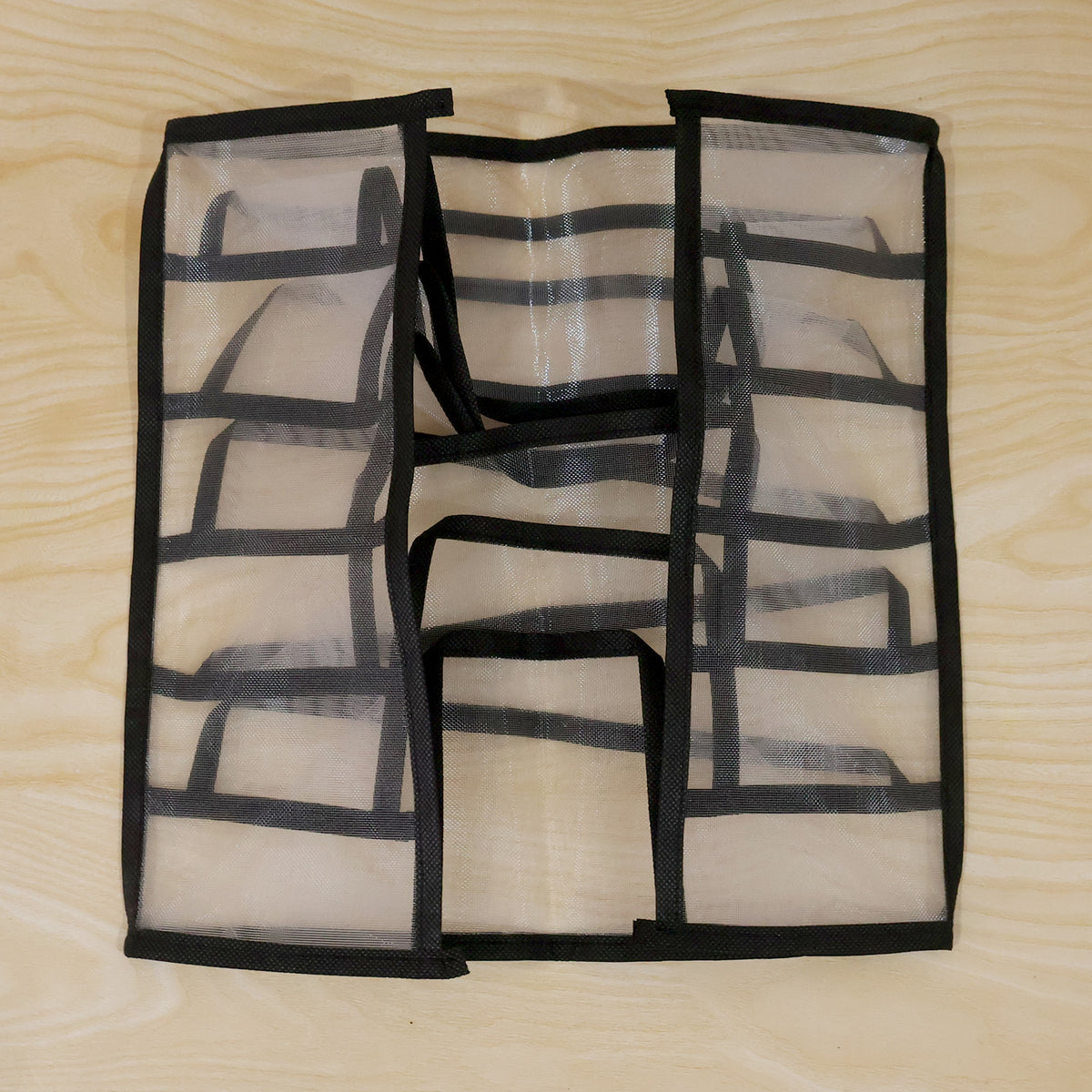 Six section laundry organizer loose packing live photo