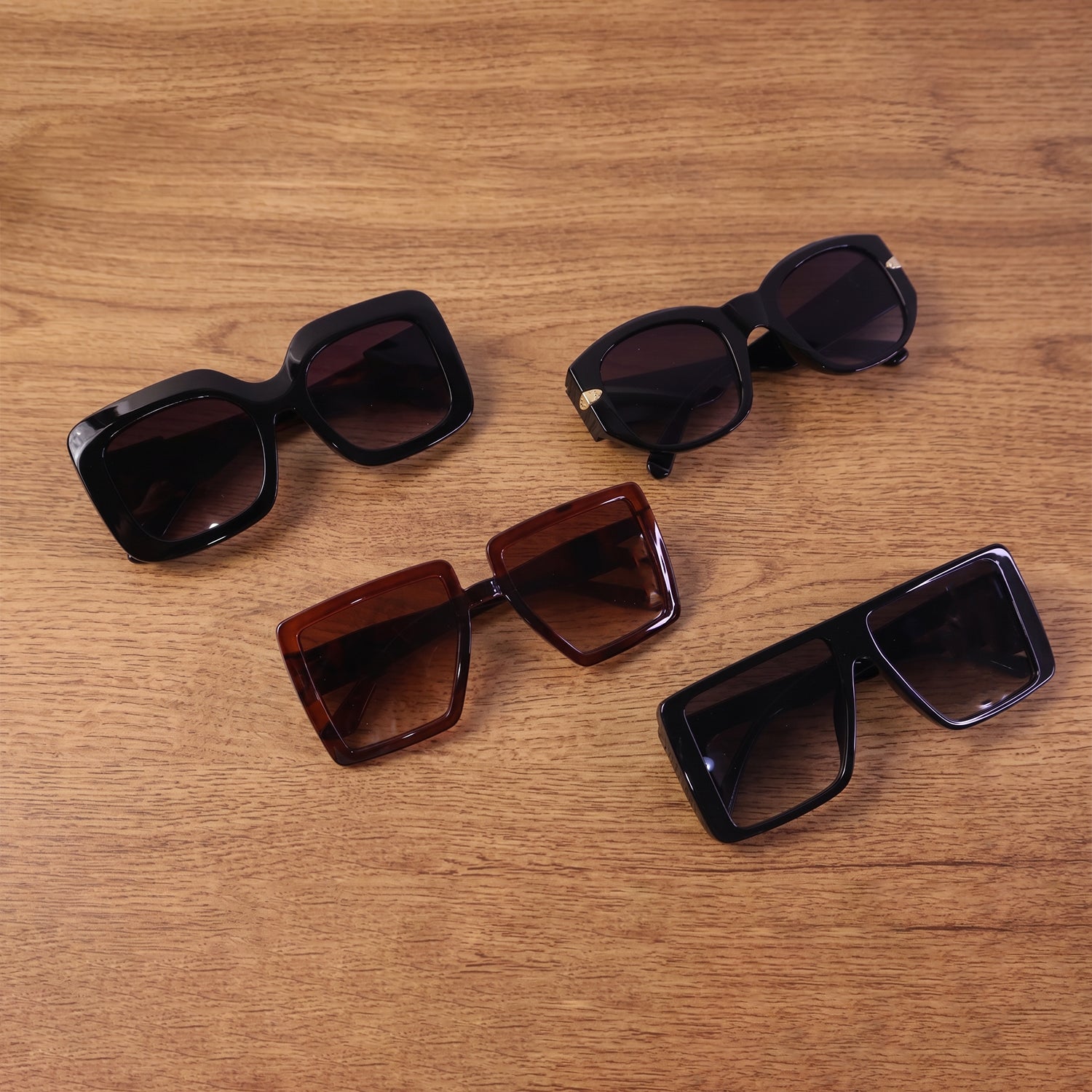 Stylish Oversized Square Sunglasses for Men and Women Mix Design (1 Pc)