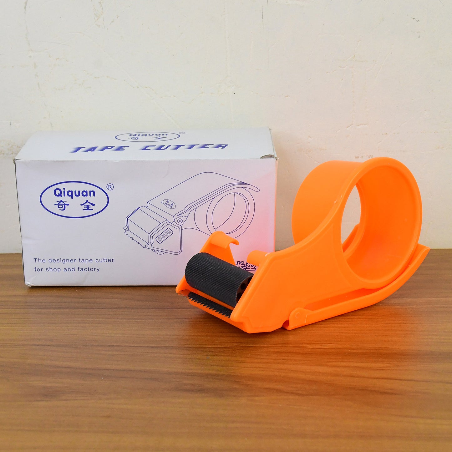 Easy and Portable Finger Tape Cutter