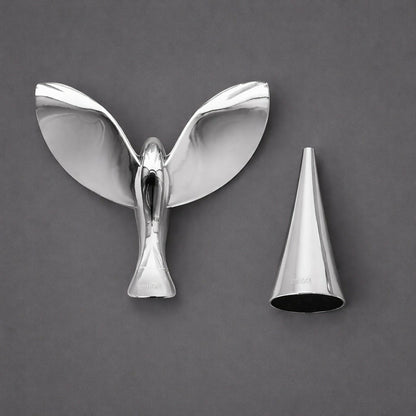 Modern Metal Bird Sculpture Showpiece for Home & Office Desk Decor