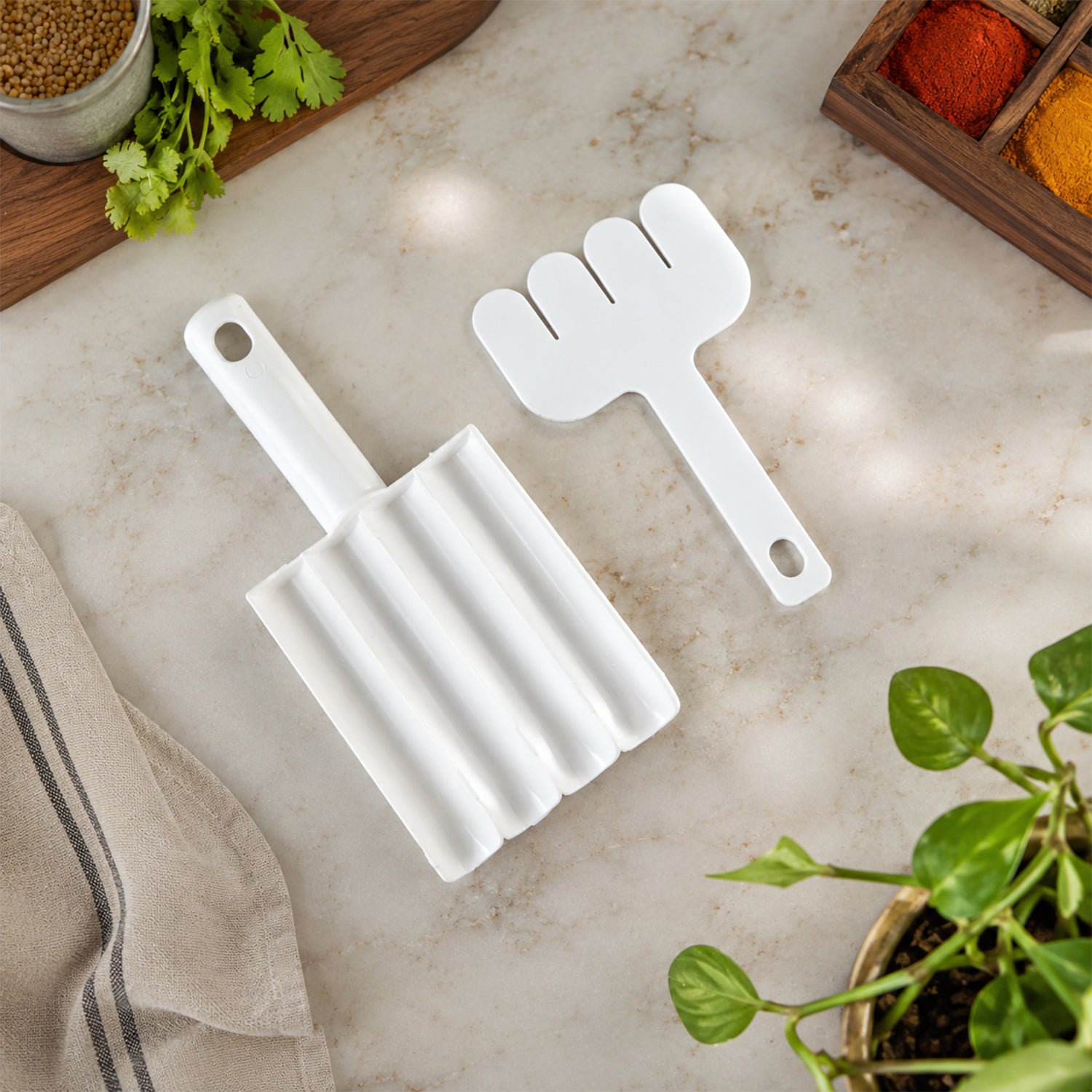 Fritter Maker – Multifunction Scoop for Donuts & Cake Balls | XcelCraft
