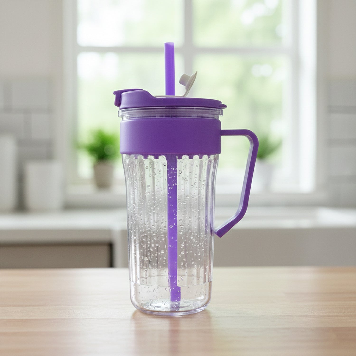 Kiddie Style Plastic Tumbler with Straw and Handle (500 ML Approx)