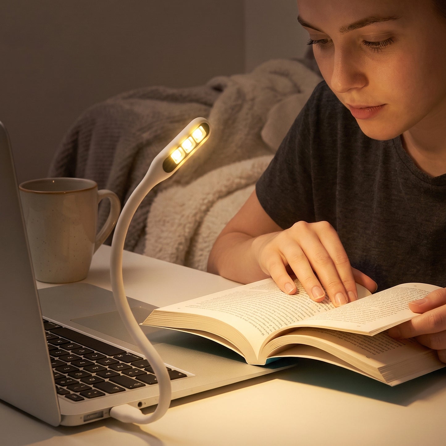 Mini Flexible USB LED Light Gooseneck Reading Lamp for Laptop (1 Pc)