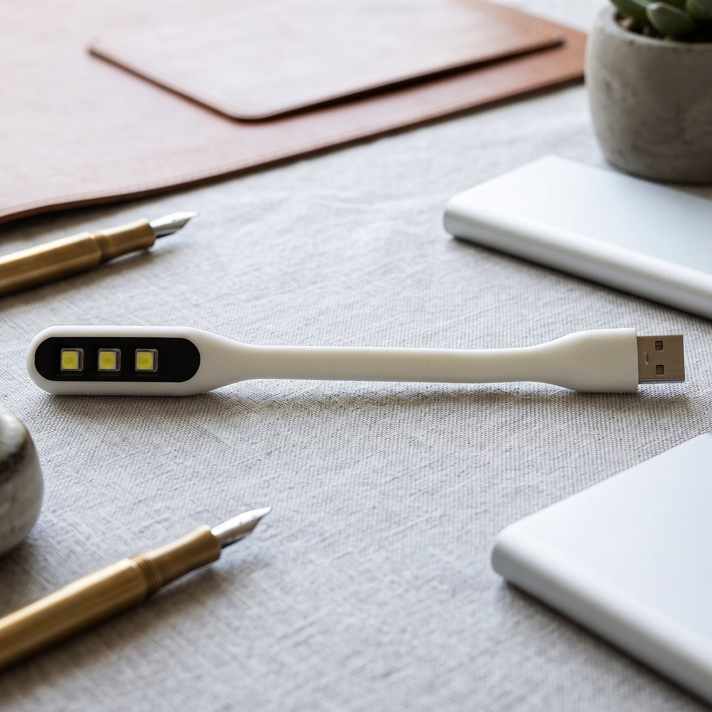 Mini Flexible USB LED Light Gooseneck Reading Lamp for Laptop (1 Pc)