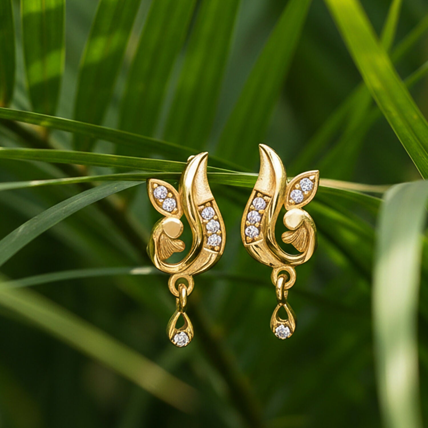 Curved Designer Drop Earrings with Crystal Highlights – Elegant Look