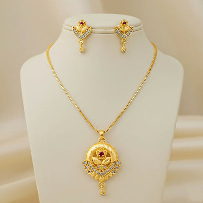 Elegant Gold-Plated Floral Bloom Jewelry Set: Pendant, Chain, and Earrings