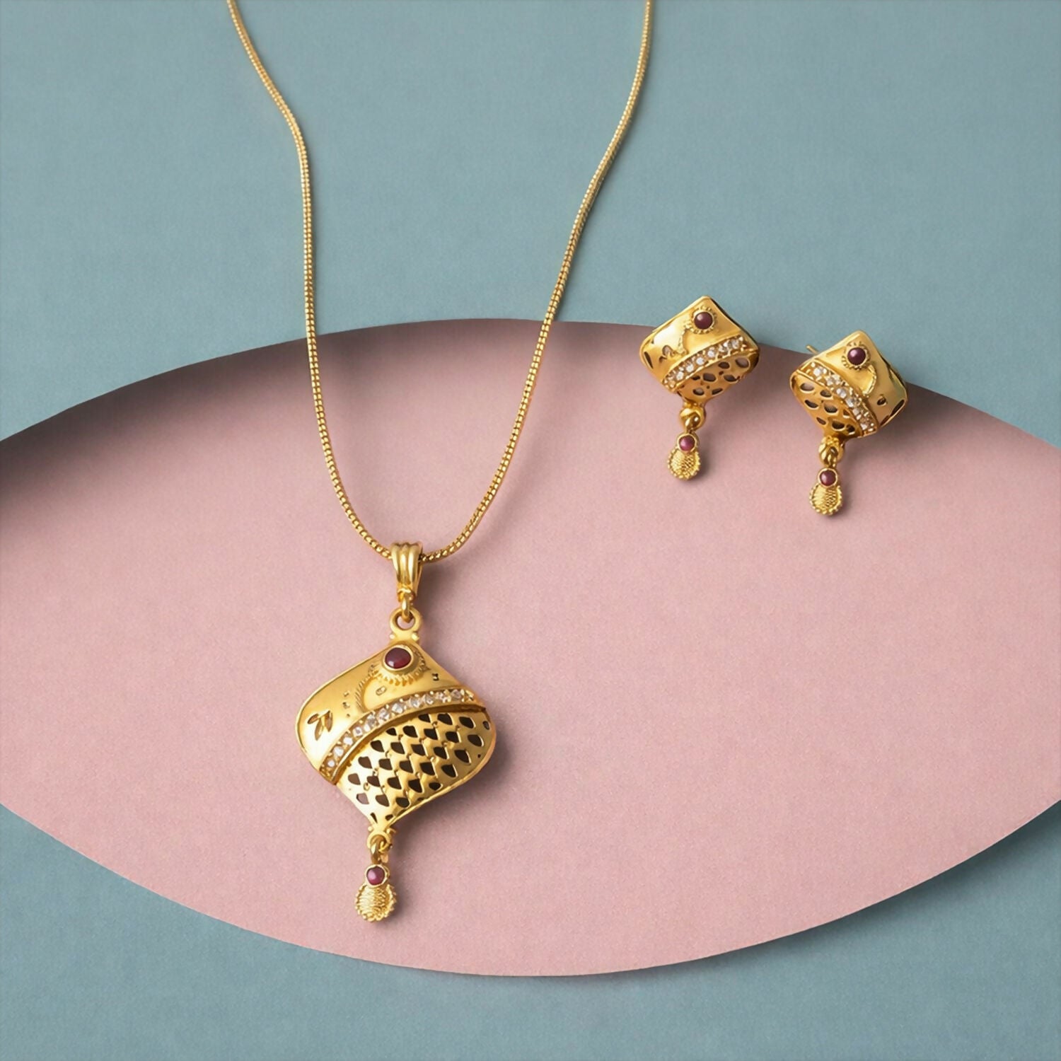 Elegant Gold Pendant and Earring Set Stylish Traditional Jewelry Set for Women